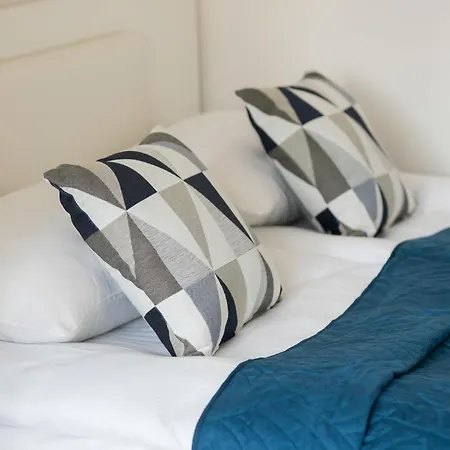 Bright In Warsaw's Ochota District By Renters Lejlighed *
