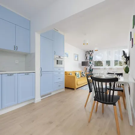 Lejlighed Bright In Warsaw's Ochota District By Renters *