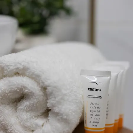 Bright In Warsaw's Ochota District By Renters * Warschau